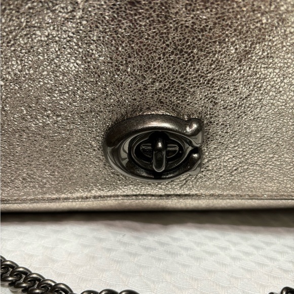 Coach Alexa Turnlock clutch - Picture 3 of 14
